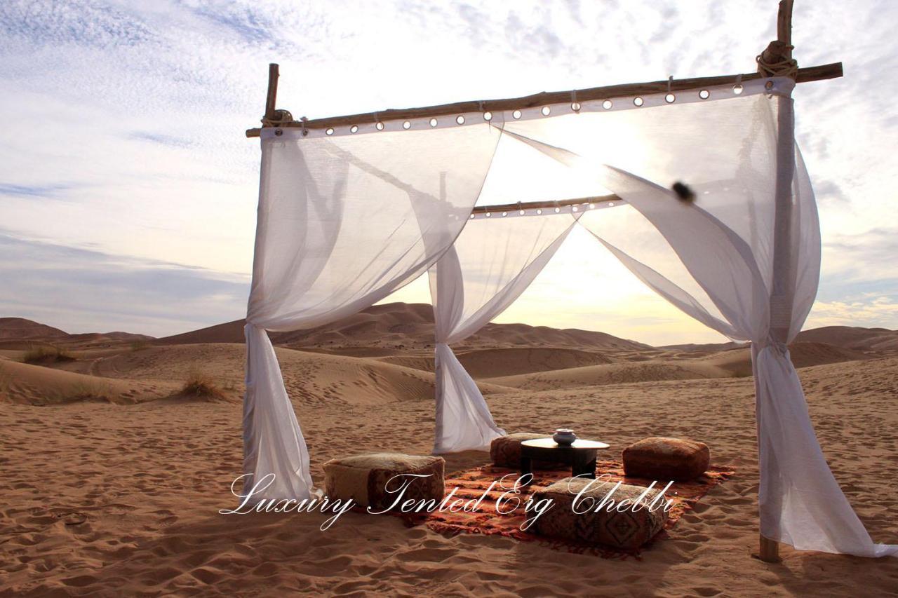 Luxury Tented Erg Chebbi Merzouga Buitenkant foto