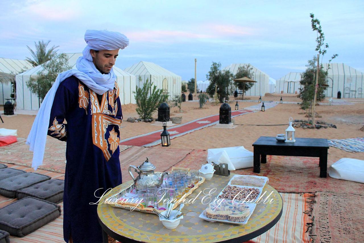 Luxury Tented Erg Chebbi Merzouga Buitenkant foto
