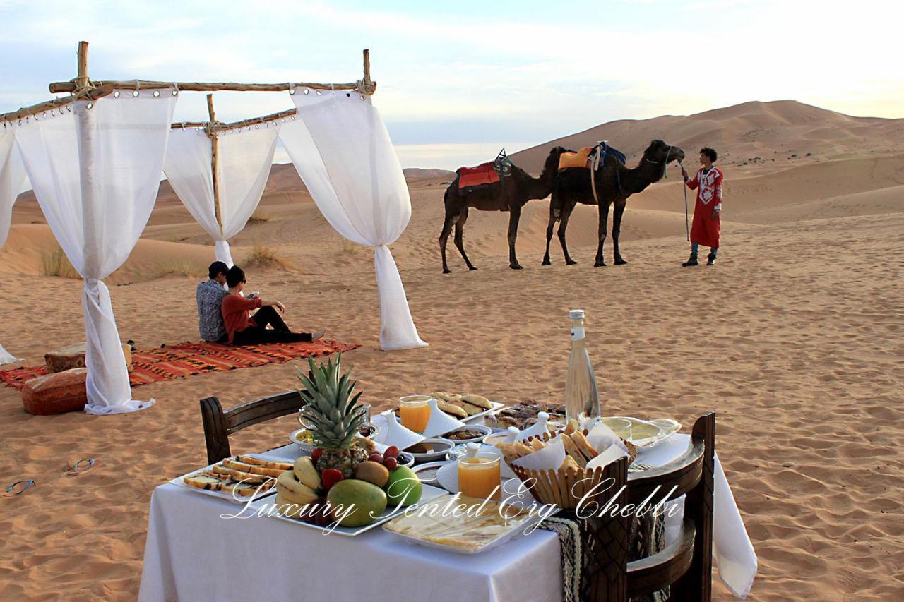 Luxury Tented Erg Chebbi Merzouga Buitenkant foto