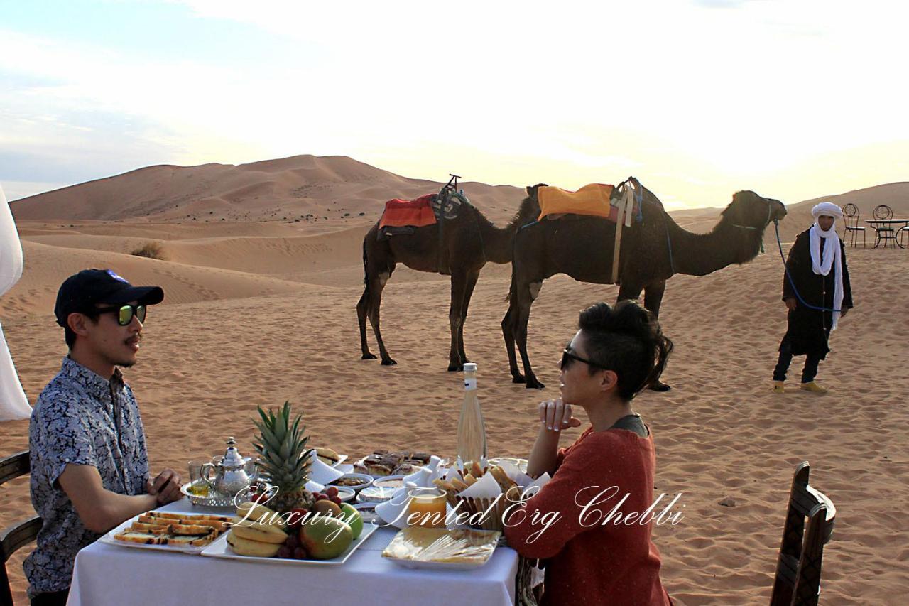 Luxury Tented Erg Chebbi Merzouga Buitenkant foto