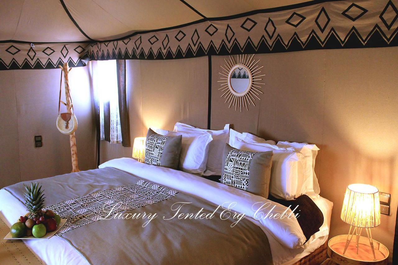 Luxury Tented Erg Chebbi Merzouga Buitenkant foto