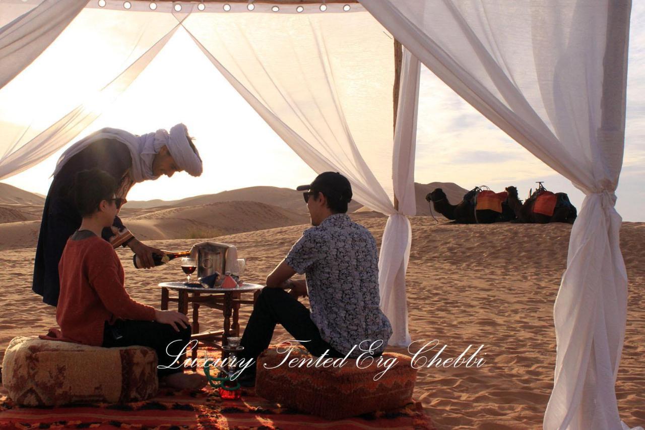 Luxury Tented Erg Chebbi Merzouga Buitenkant foto