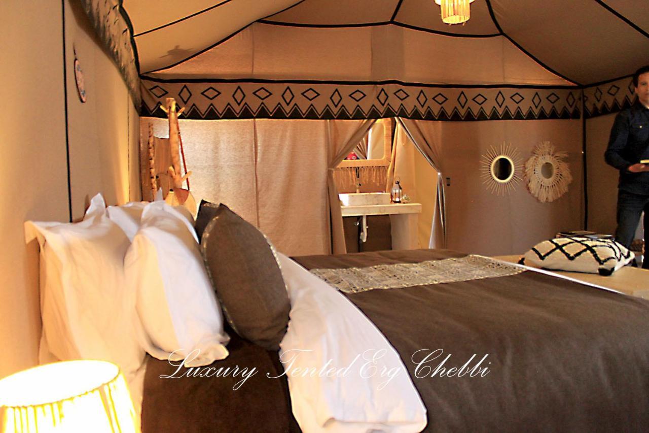 Luxury Tented Erg Chebbi Merzouga Buitenkant foto