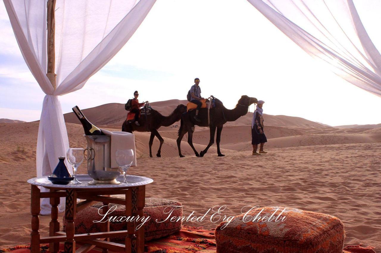 Luxury Tented Erg Chebbi Merzouga Buitenkant foto
