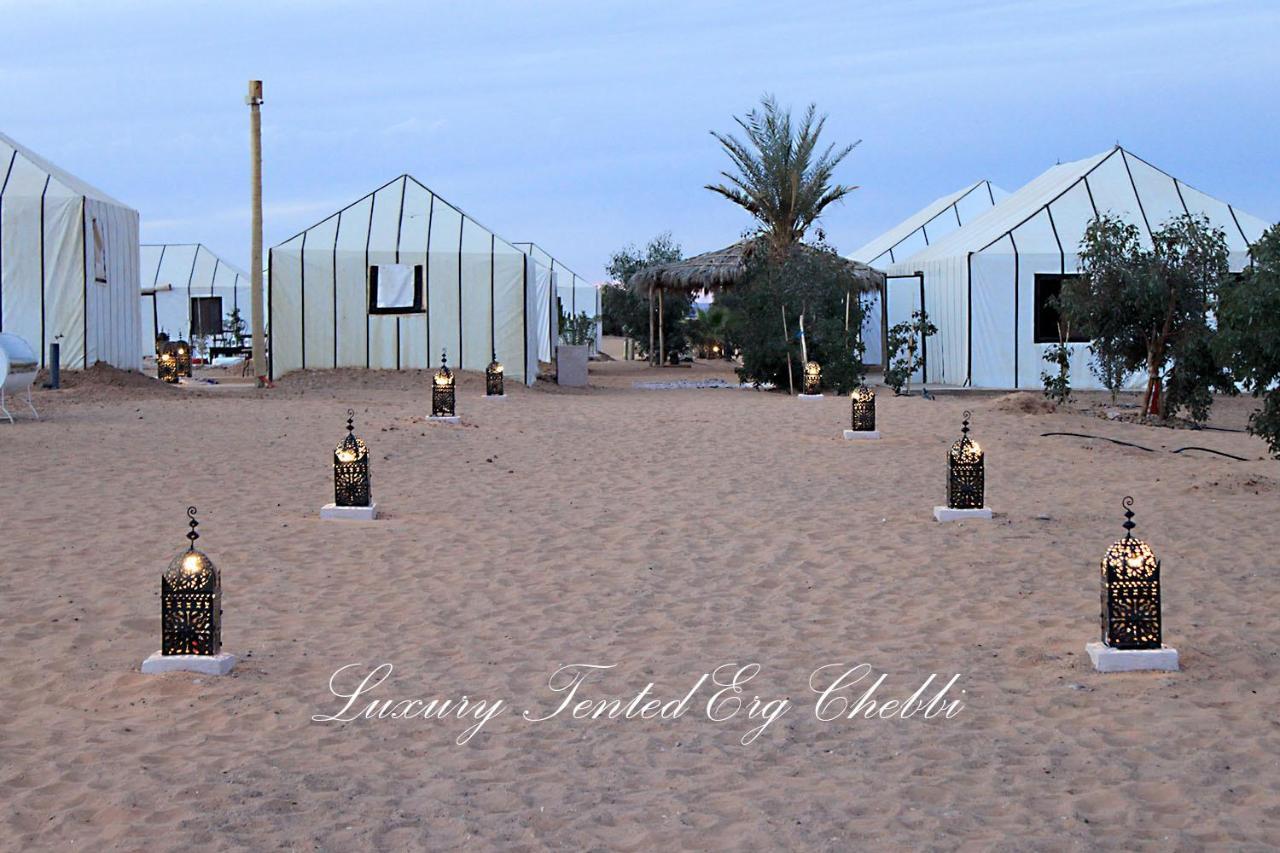 Luxury Tented Erg Chebbi Merzouga Buitenkant foto